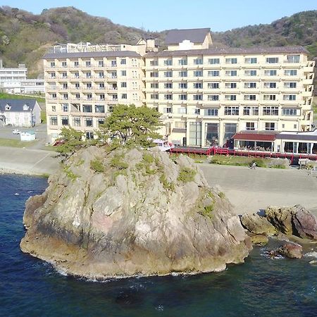 Yura Onsen Yaotome Hotel Tsuruoka Eksteriør billede