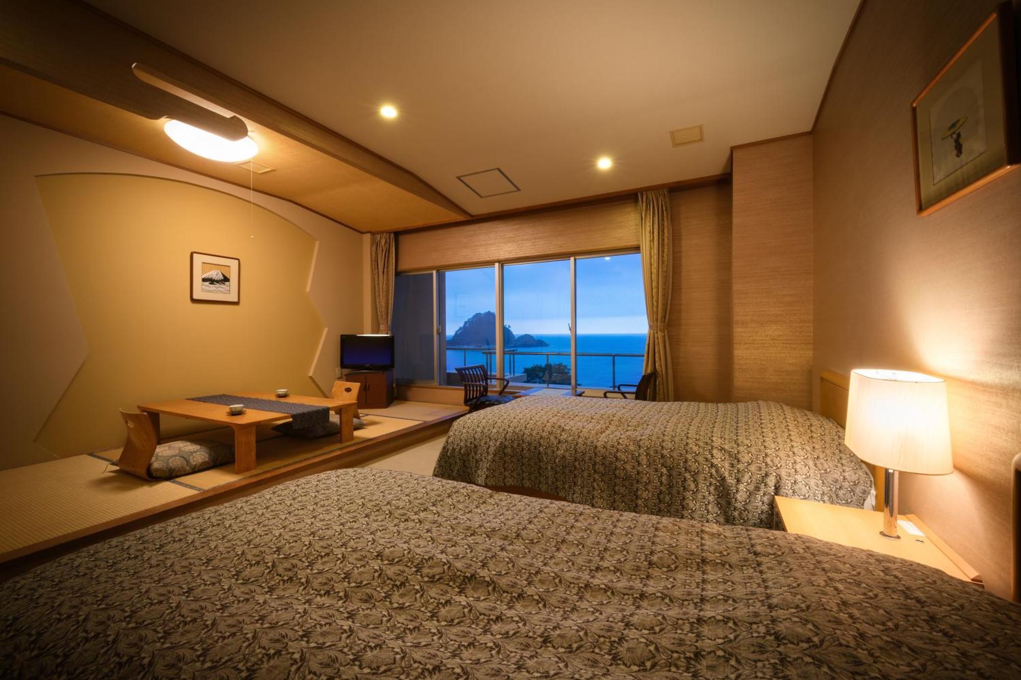 Yura Onsen Yaotome Hotel Tsuruoka Eksteriør billede